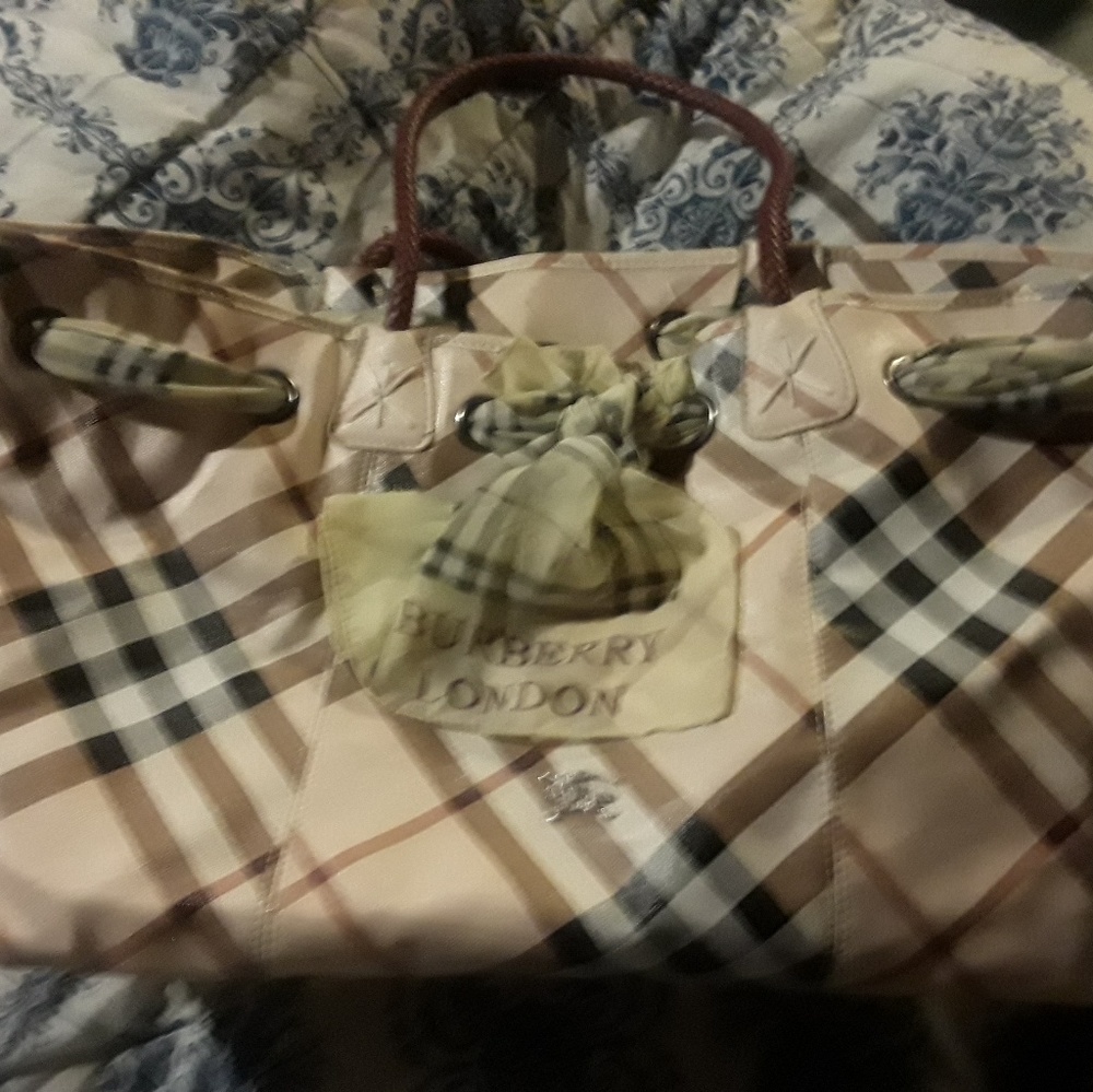 Burberry Big Bag